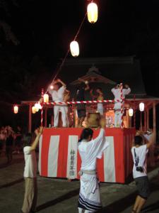 御笏神社（おしゃくじんじゃ）のお祭り。盆踊り