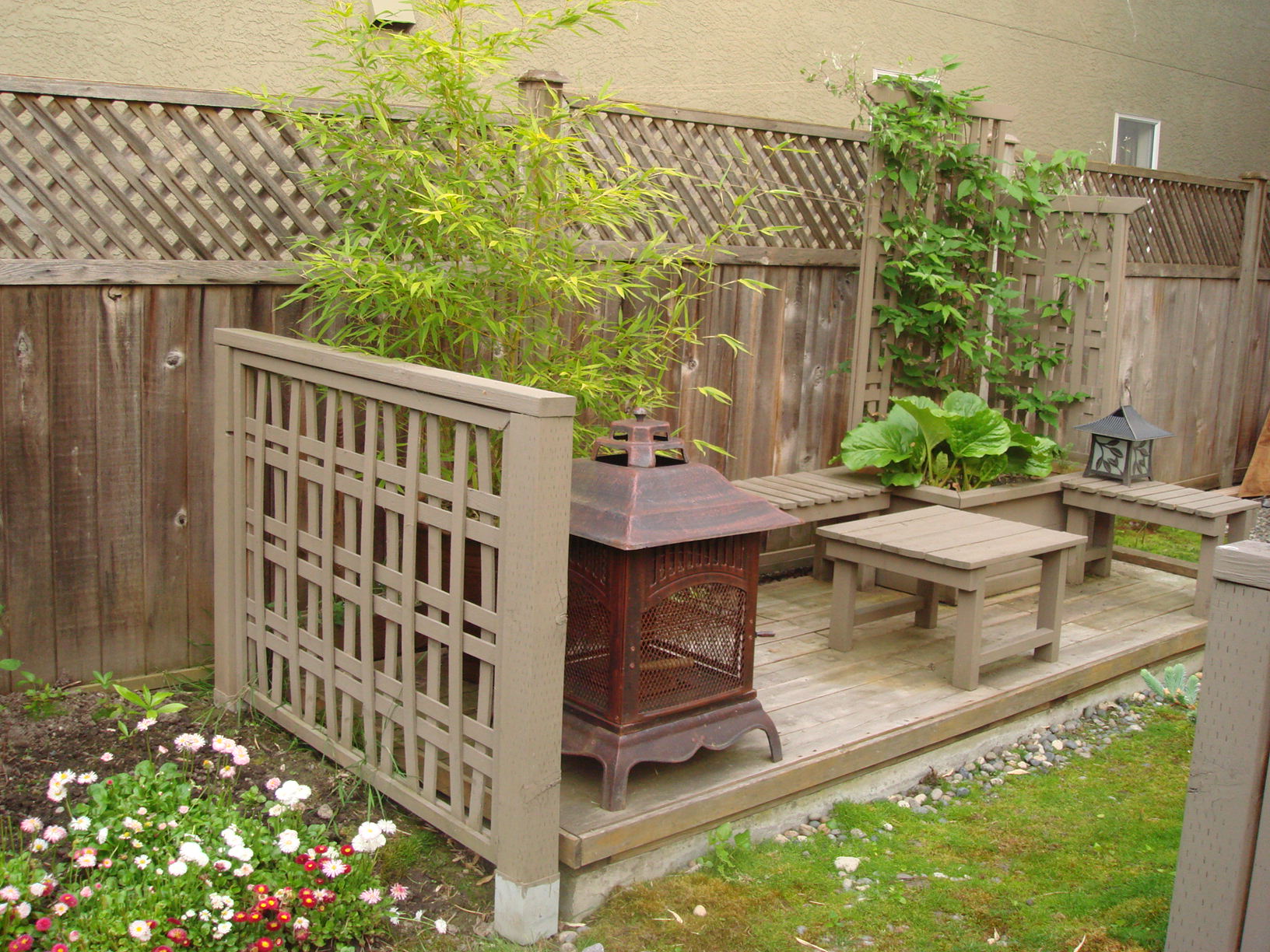 簡単な塀 フェンス の作り方 ガーデンdiy ガーデニングとdiyで節約主婦生活を楽しむ