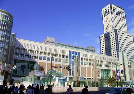 Sapporostation_south.jpg
