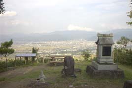富神山の山神